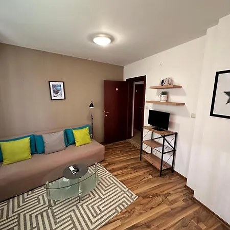 Ramada 2 - *