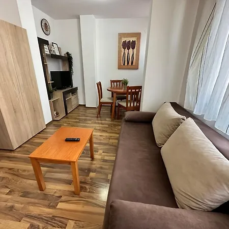 Ramada 2 - Apartman Banszko